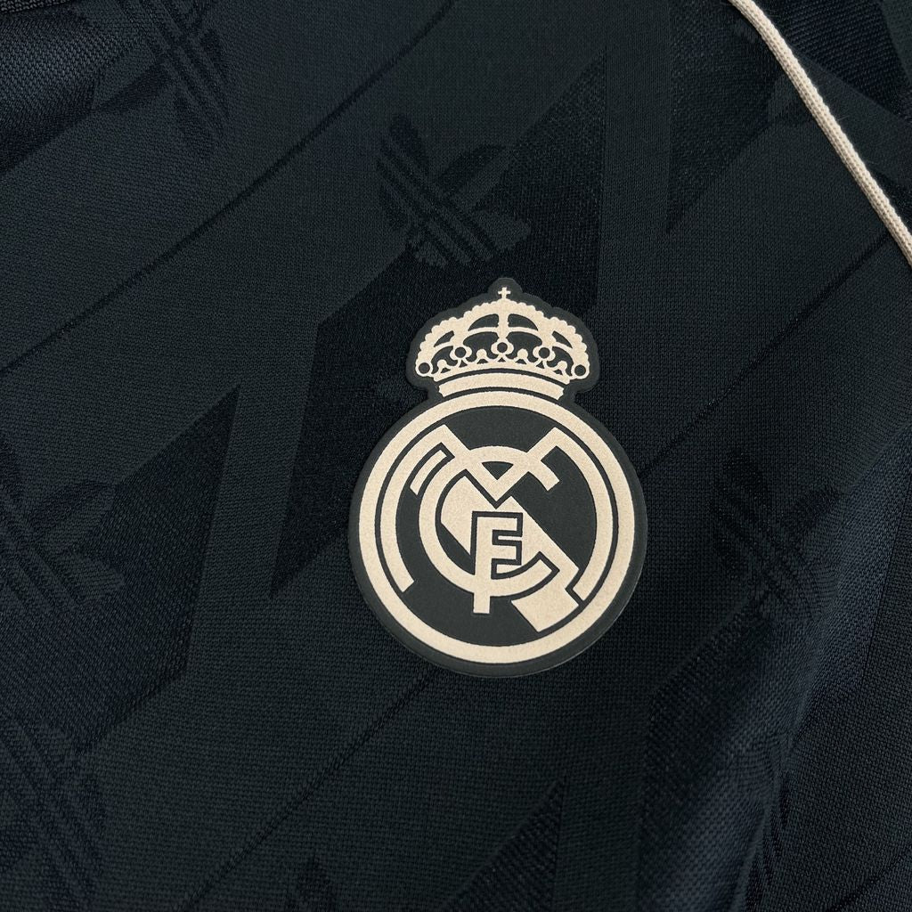 Real Madrid Special Classic Retro Trefoil Kit 24/25
