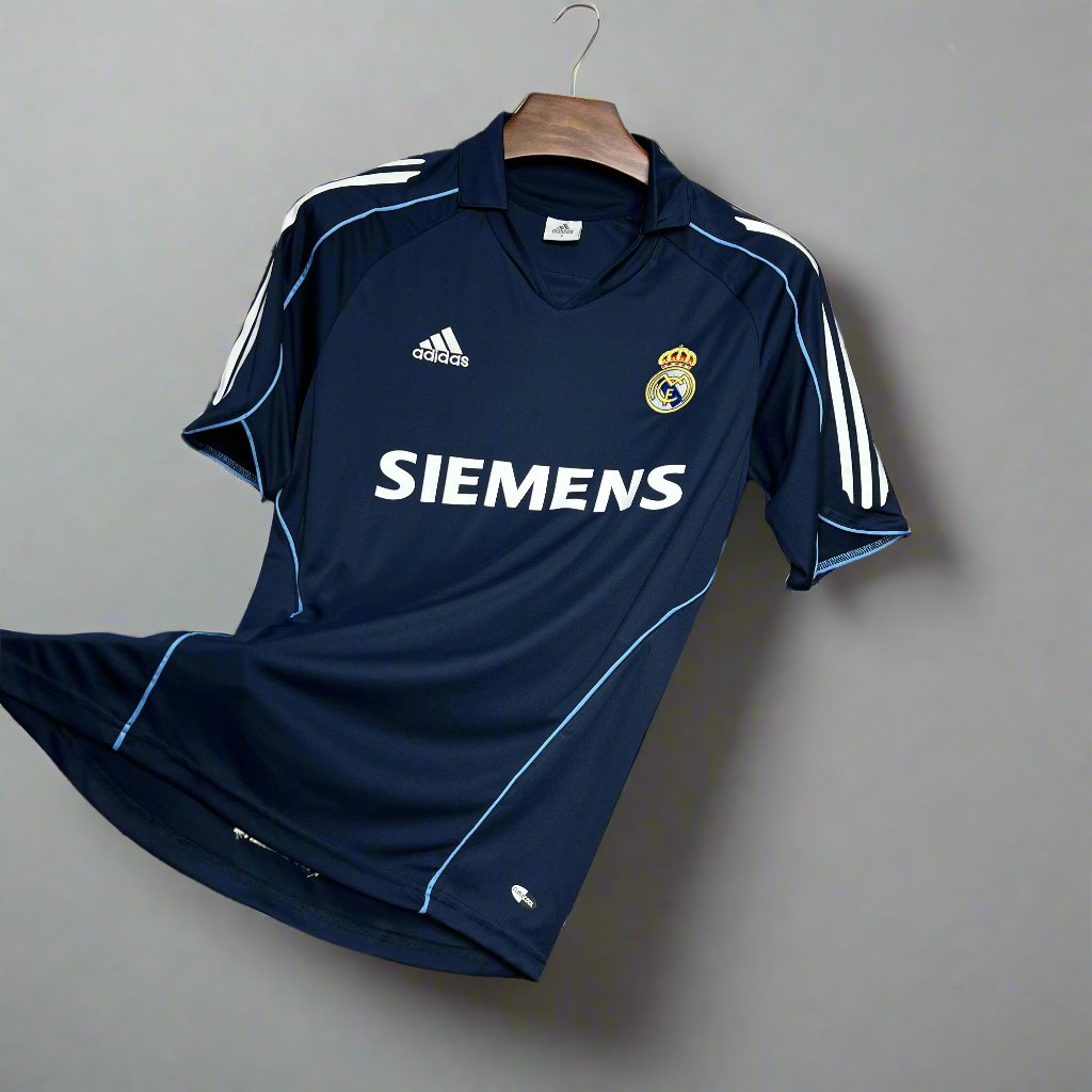 Real Madrid Away Kit Retro 04/05