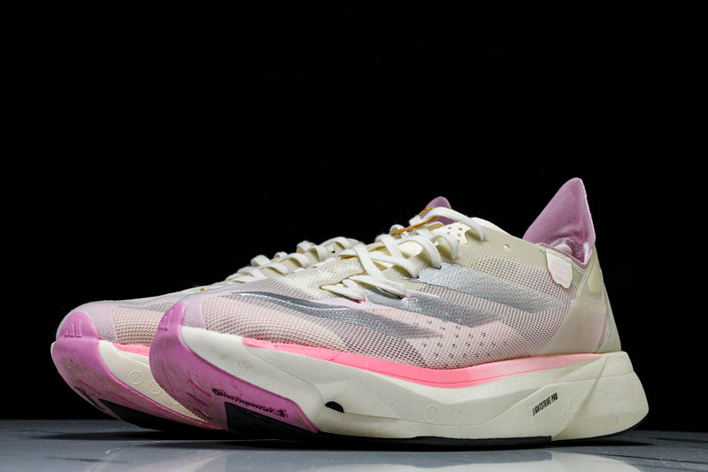 ADIZERO ADIOS Pro 3 - CHALK WHITE/SILVER METALLIC/CLEAR PINK