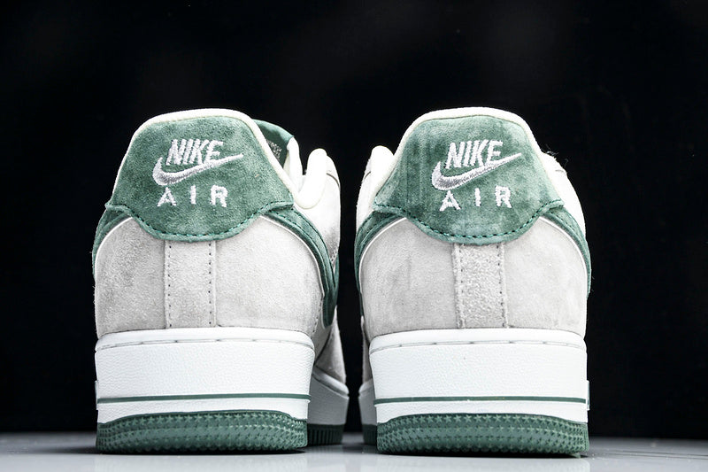Nike Air Force 1 AKIRA AIR FORCE 1 07 LOW WHITE/GREY/GREEN