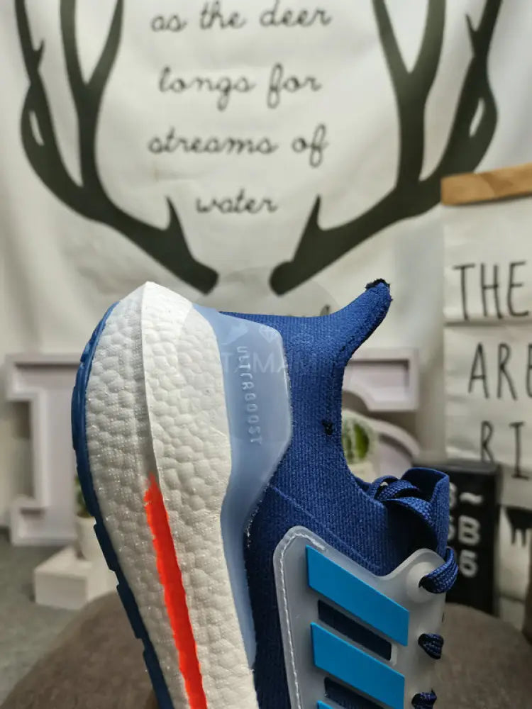 Adidas Ultraboost 22 Blue Sapphire Sneakers