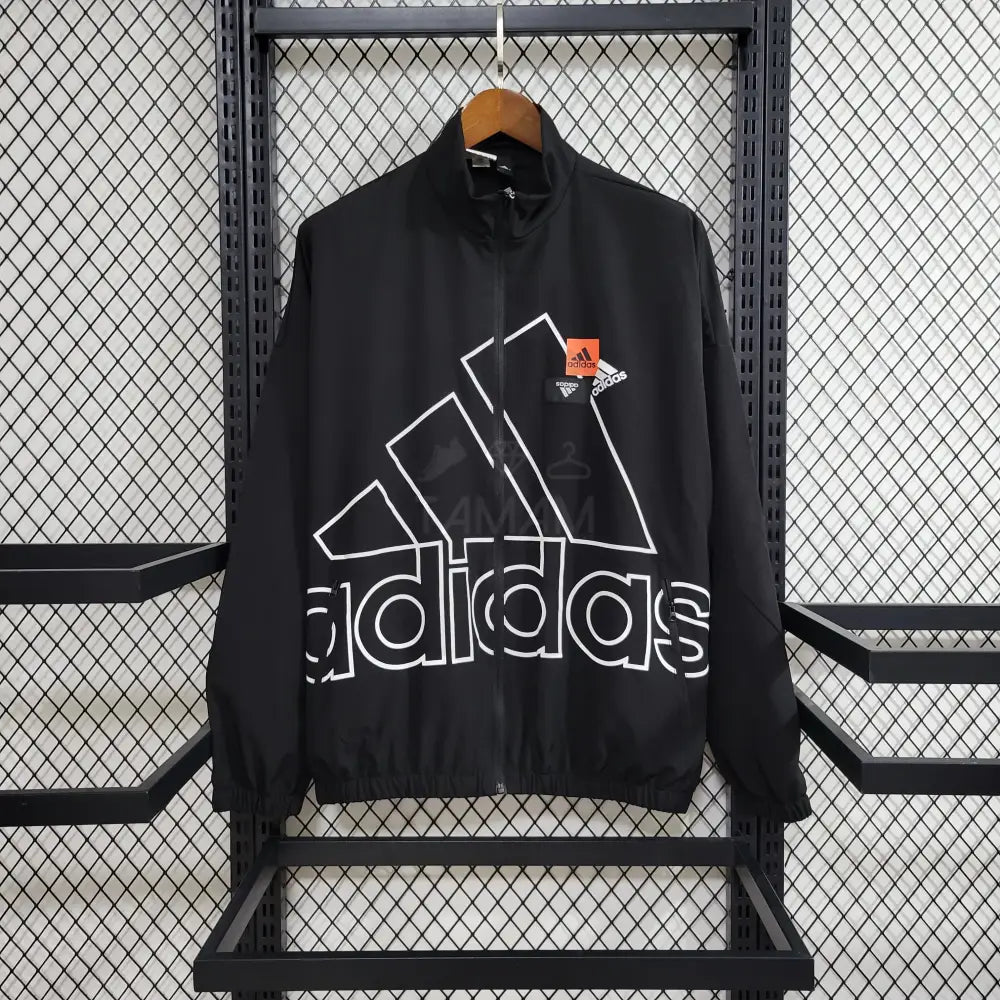 Adidas Windbreaker Bold.