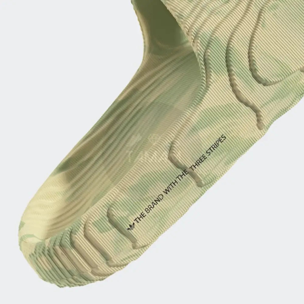 Adilette 22 Slides Magic Lime Camouflage Footwear