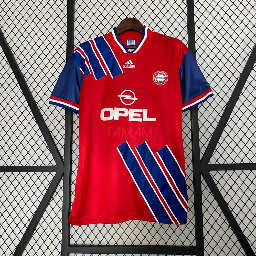 Bayern Munich Kit Retro 93/95 Football Jersey