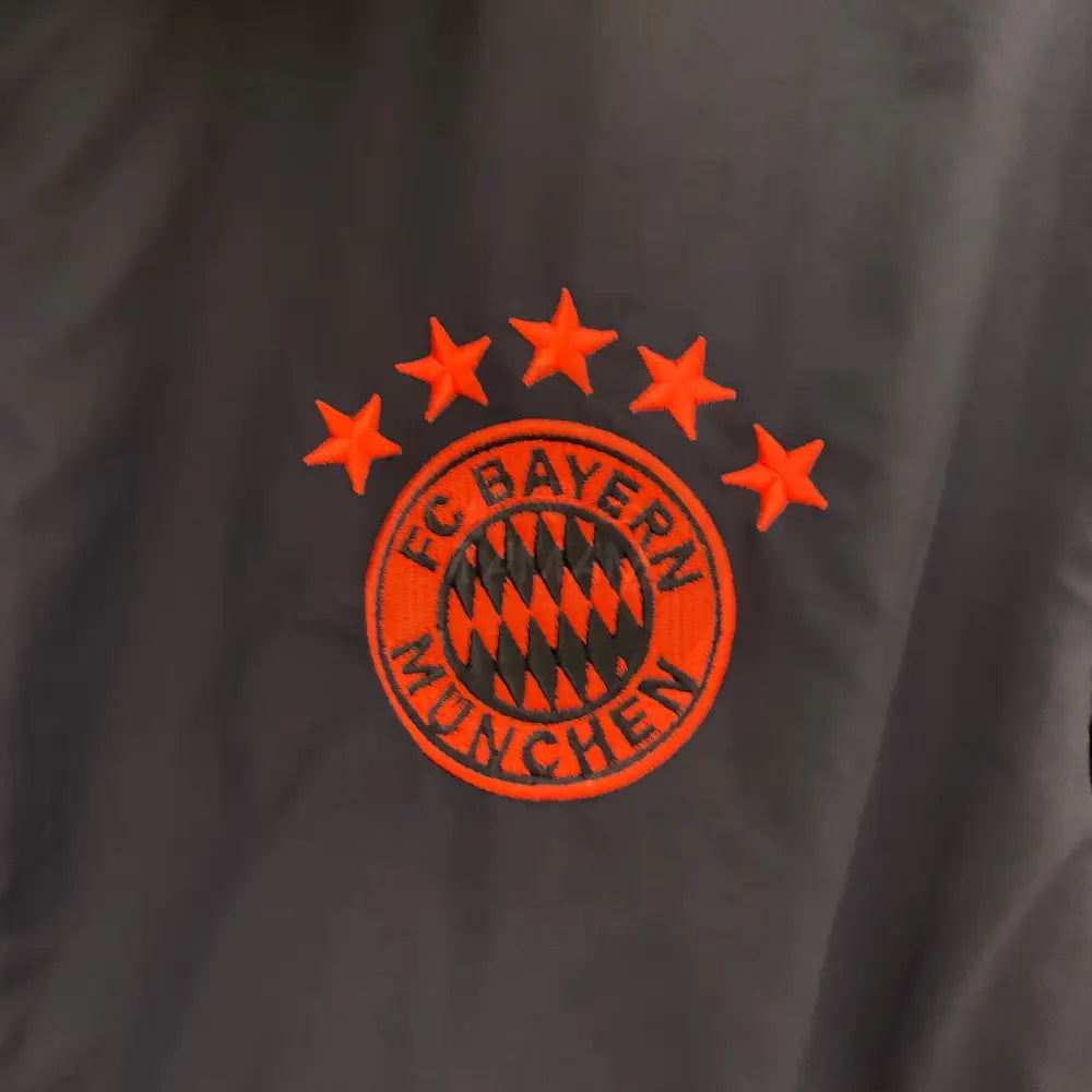Bayern Munich Reversible 23/24 Windbreaker