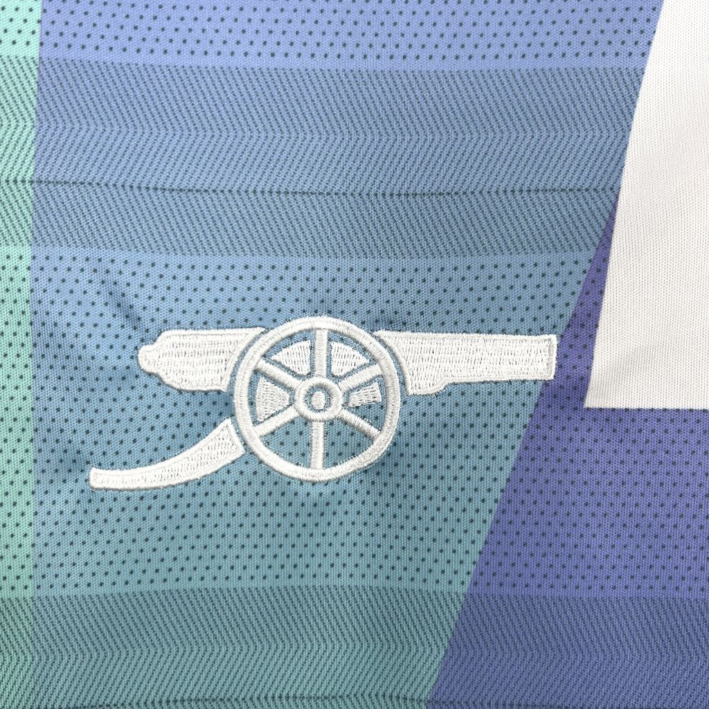 Arsenal Training Kit 24/25