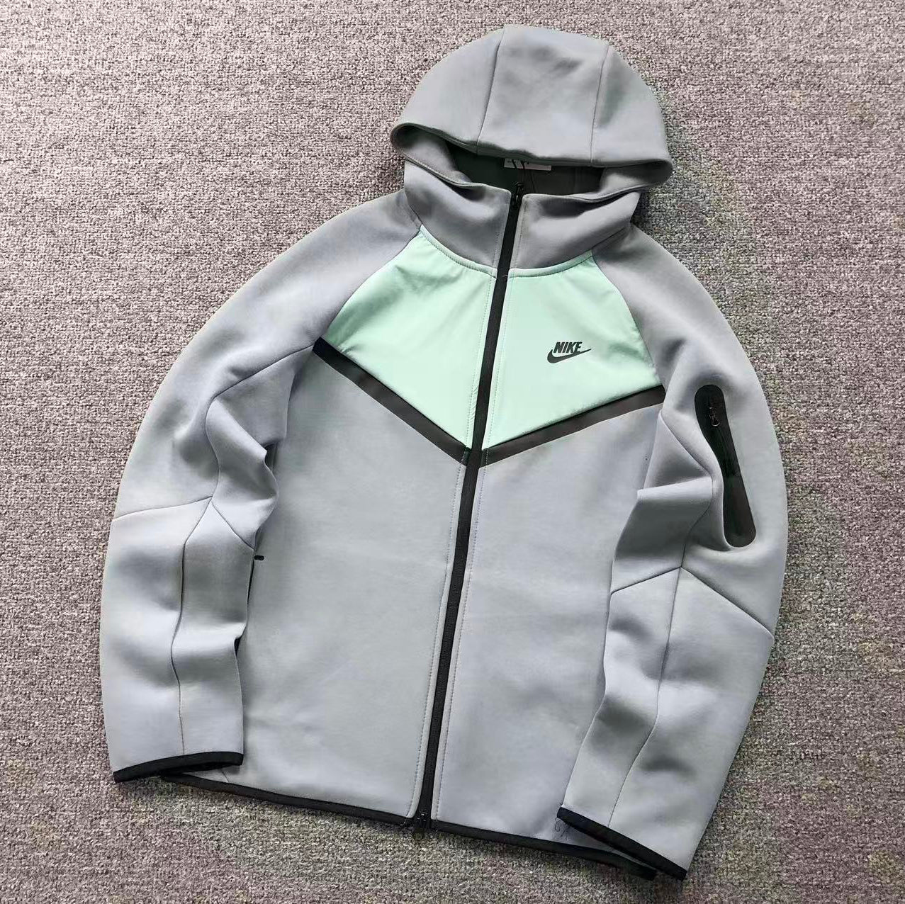 TOP JACKET ONLY - Nike Tech Fleece Set - Grey & Bubble Gum