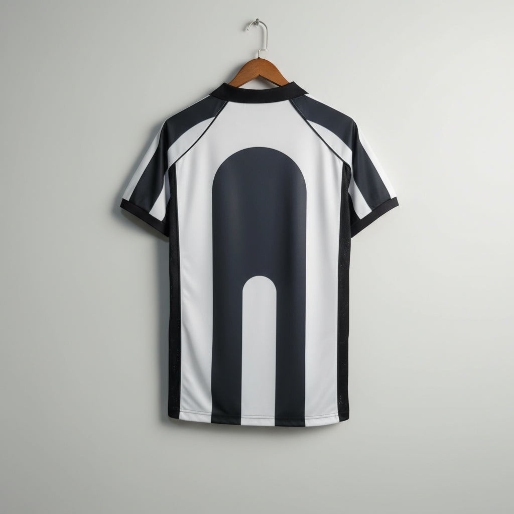 Juventus Home Kit Retro 97/98