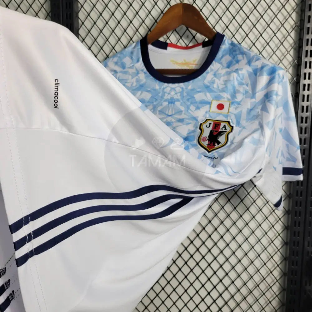 Japan Away Retro 16/17 Limited International Football Jersey