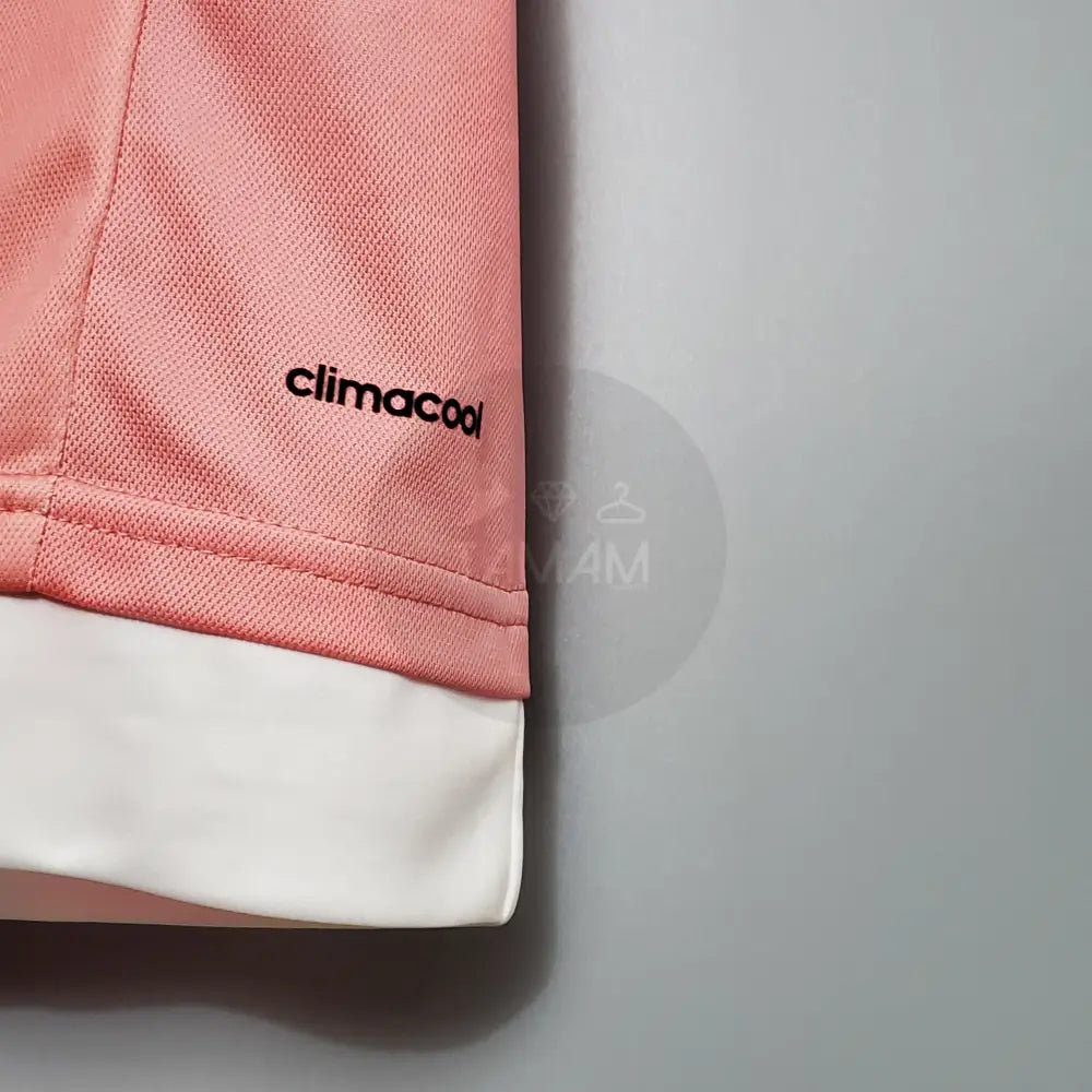 Juventus Third Kit Retro 15/16 Football Jersey