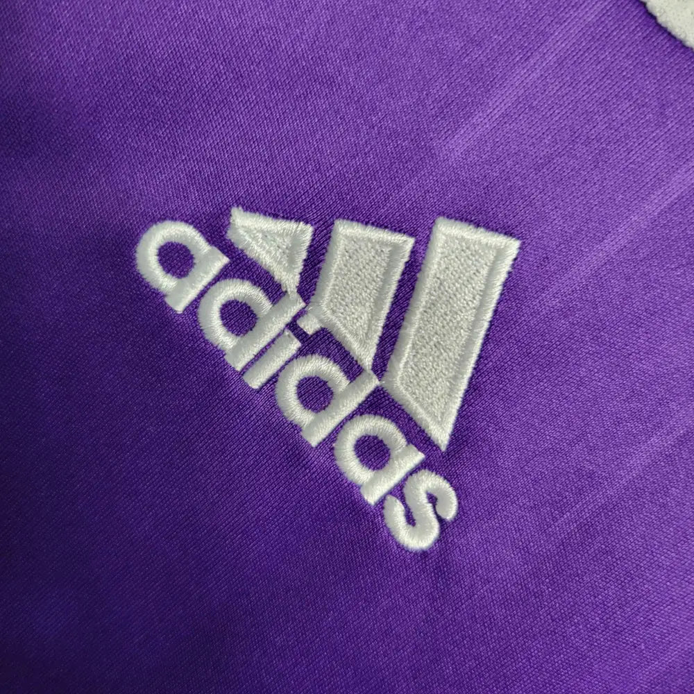 Real Madrid Home Kit Retro 06/07 Football Jersey