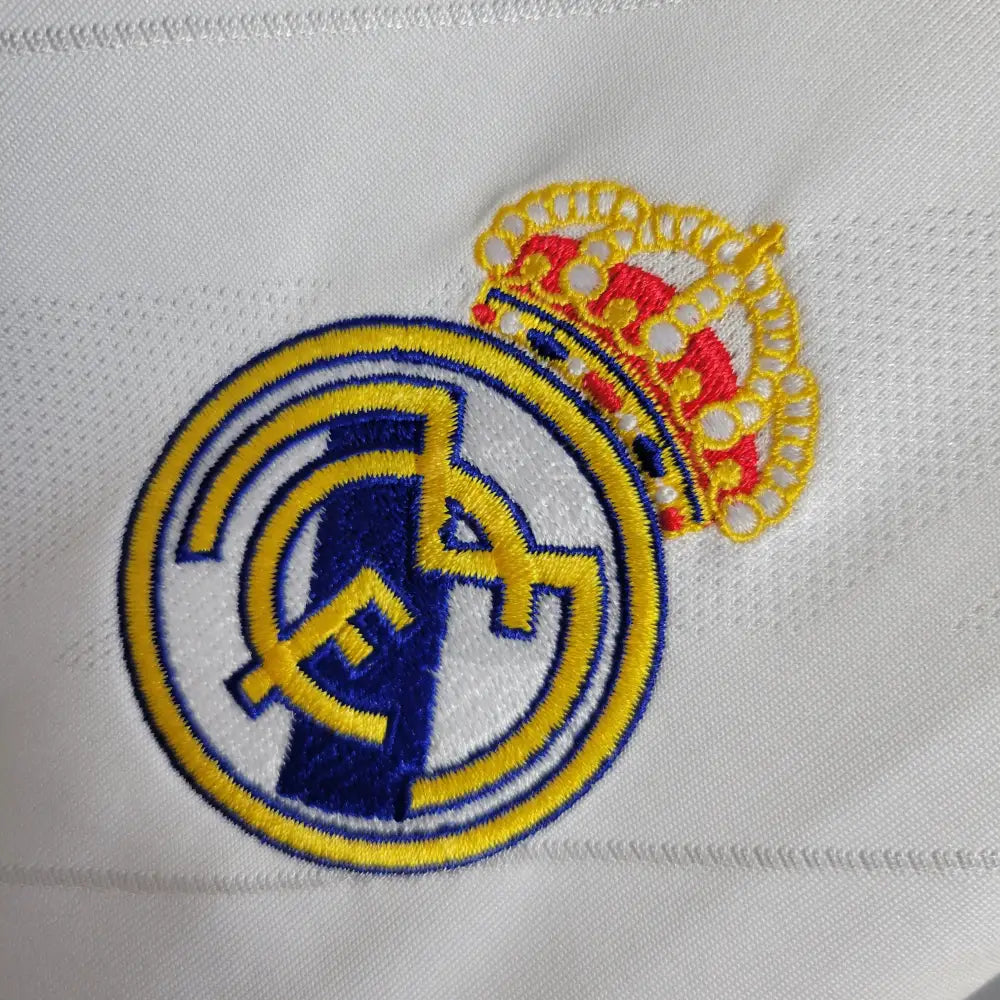 Real Madrid Retro 17/18 Kit Long Sleeves Sleeves Football Jersey