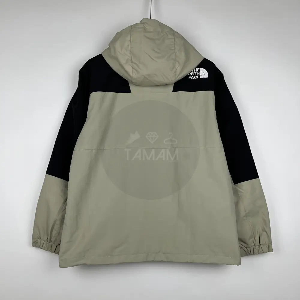 The North Face Windbreaker Khaki