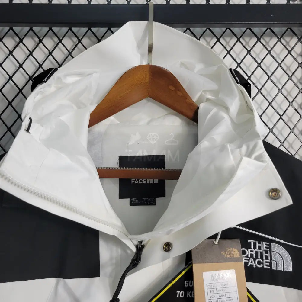 The North Face Windbreaker White