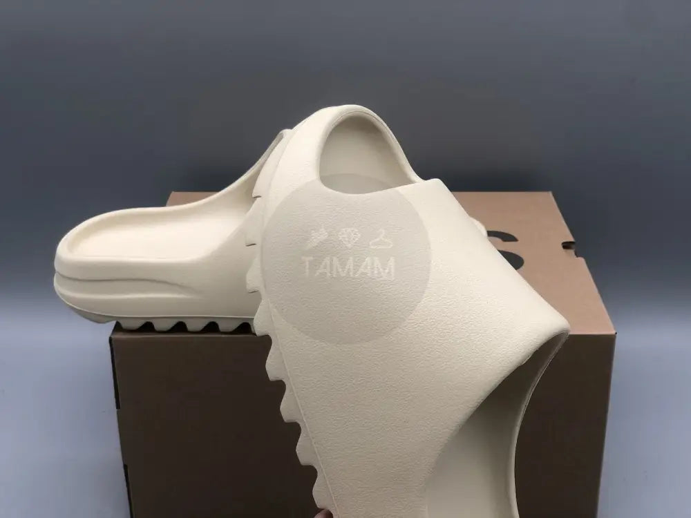 Yeezy Slides Bone Footwear