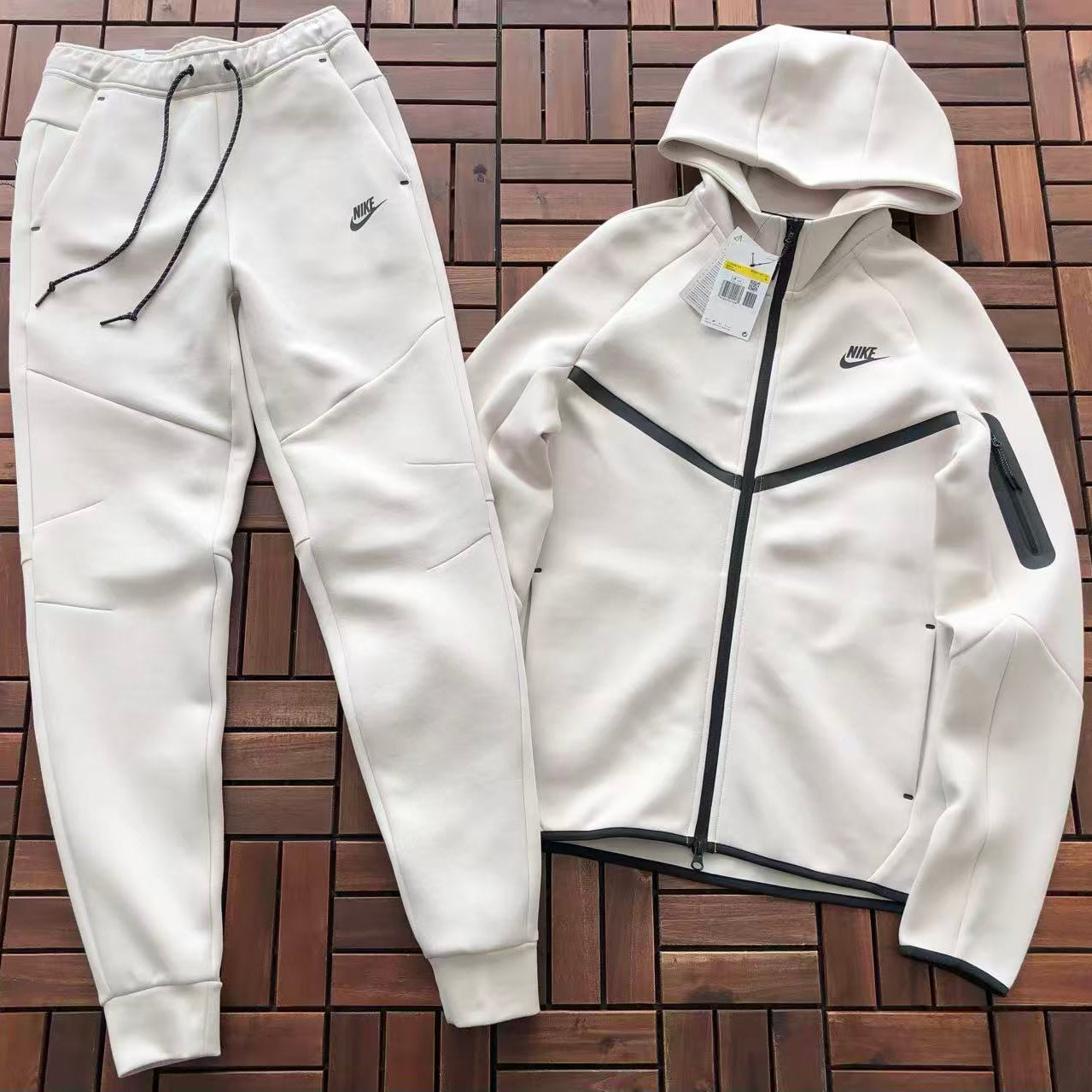 Nike Tech Fleece Set - Beige/Black