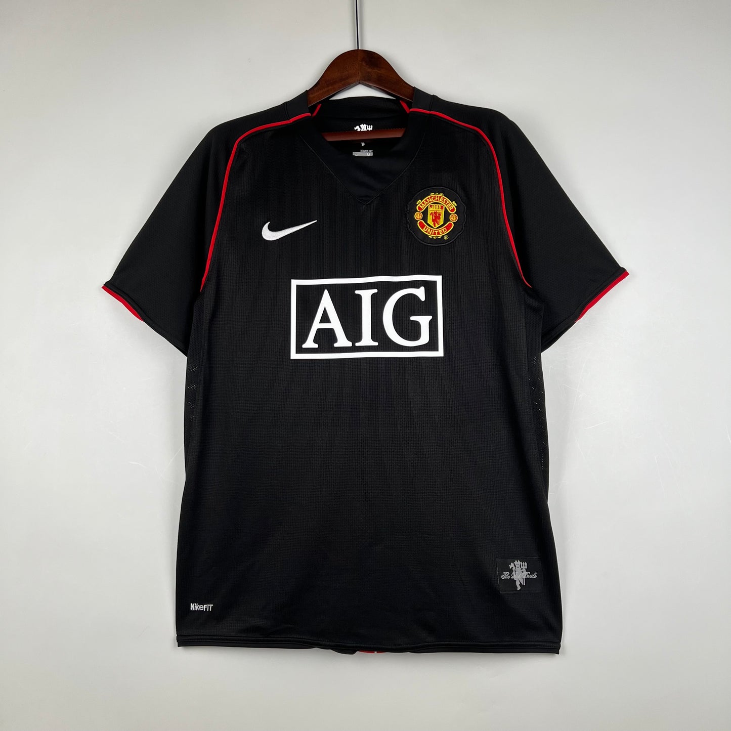 M@nchester United Away 06/07 Retro Kit