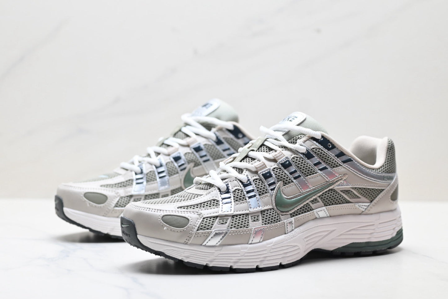 Nike P6000 Clay Green/Anthracite