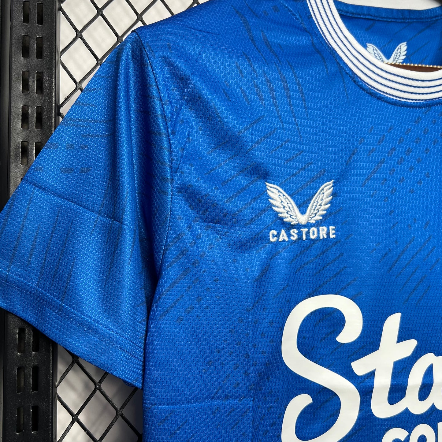 Everton Home Kit 24/25