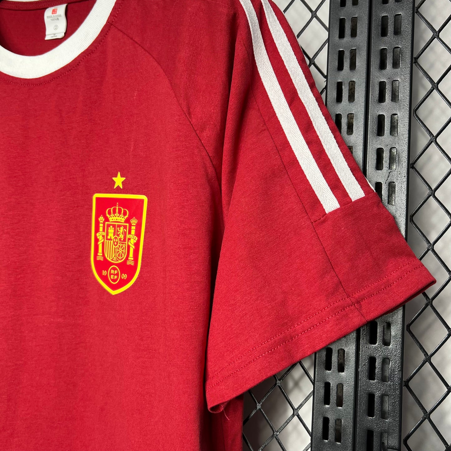 Spain Training RetroStyle RED 24/25 International