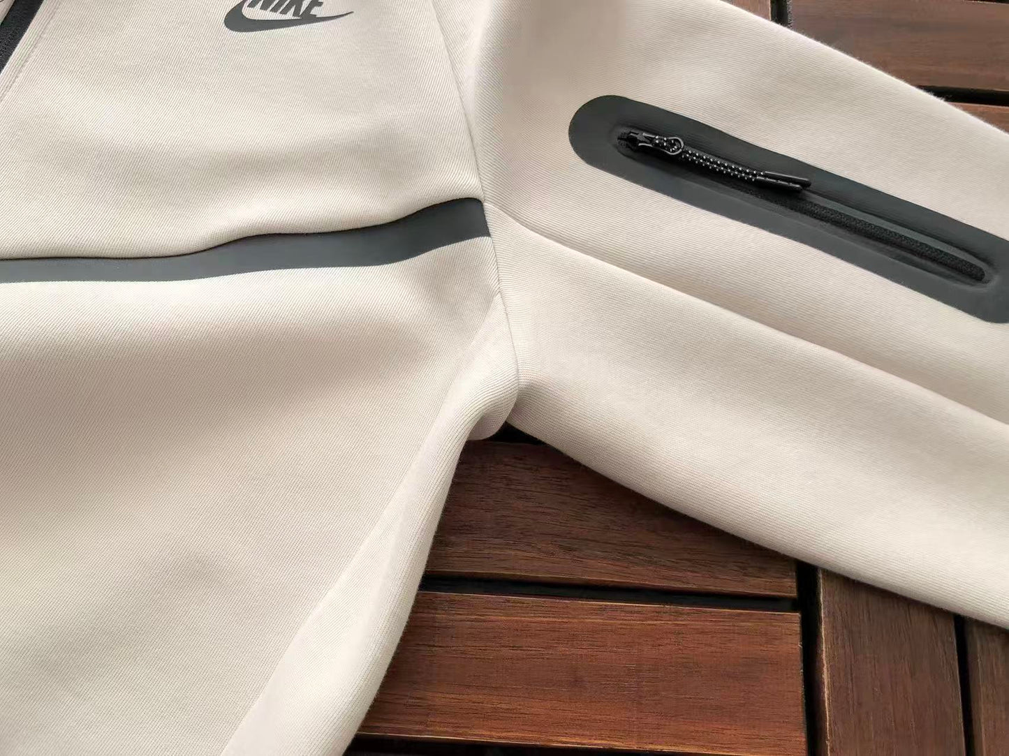 Nike Tech Fleece Set - Beige/Black