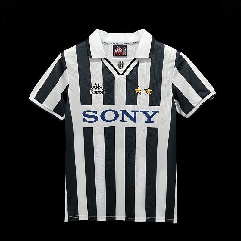 Juventus Home Kit Retro 95/97