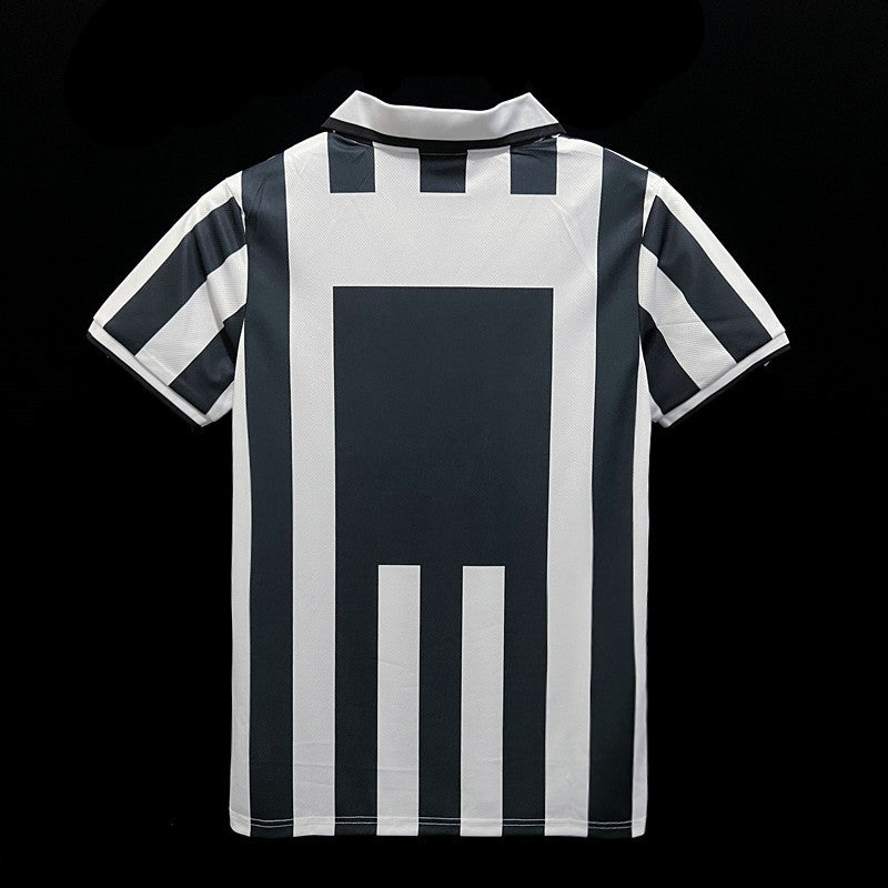 Juventus Home Kit Retro 95/97