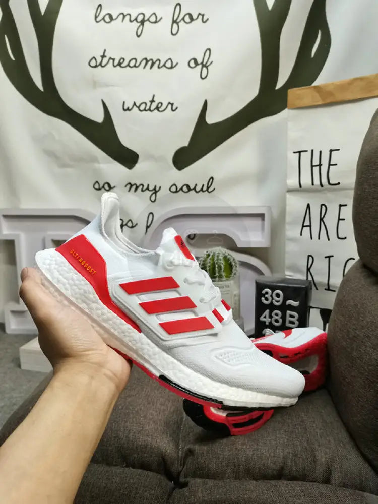 Adidas Ultraboost 22 Strawberry Red