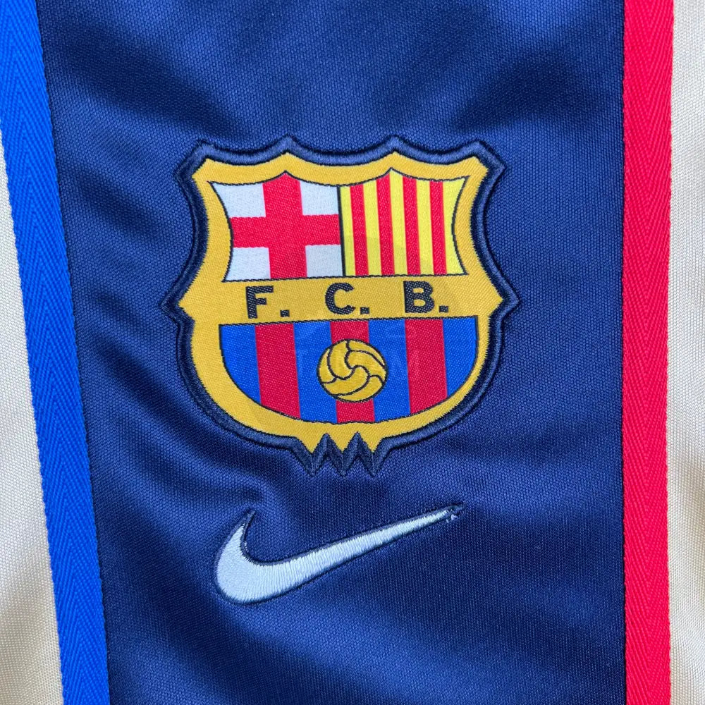 Barcelona Away Kit Retro 01/02 Football Jersey