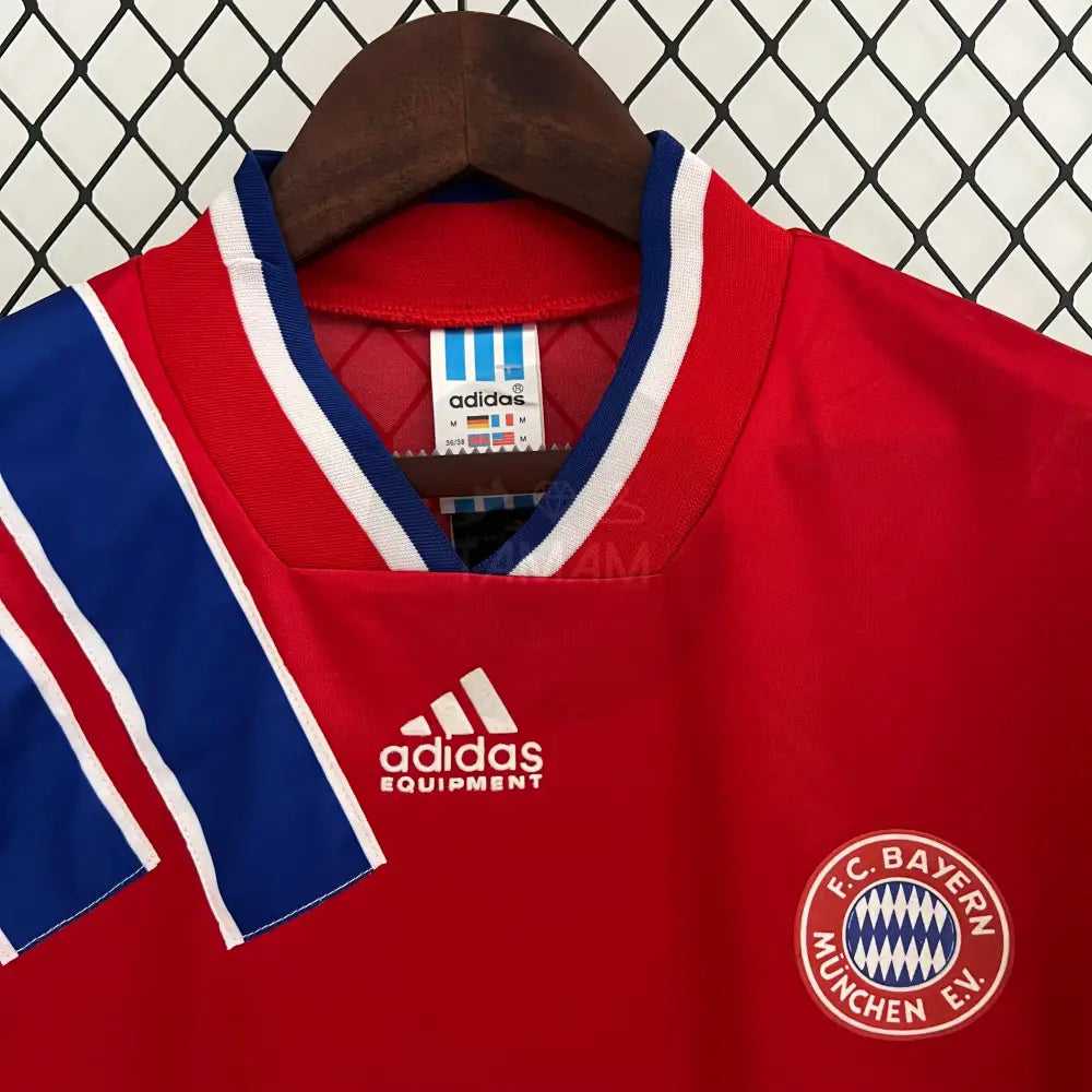 Bayern Munich Kit Retro 93/95 Football Jersey