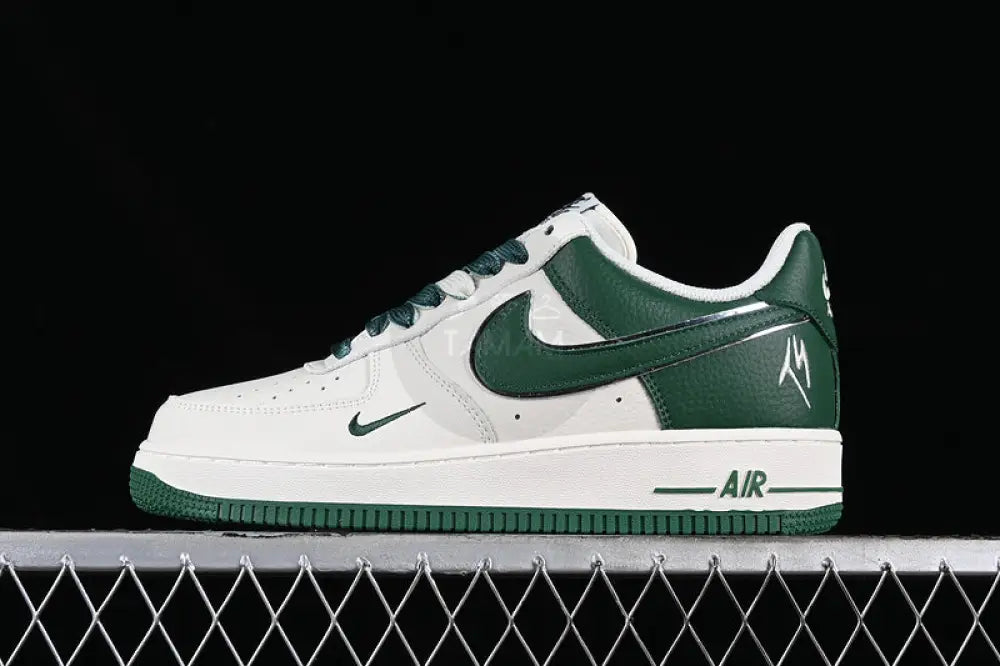 Nike Air Force 1 White And Green Shoes