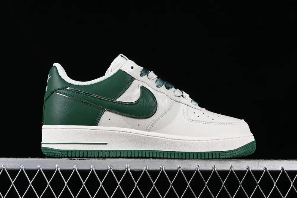 Nike Air Force 1 White And Green Shoes