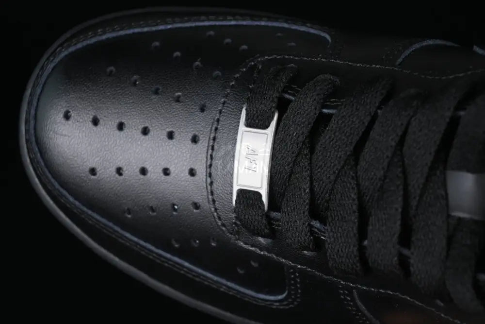 Nike Air Force 1’07 Low All Black Shoes