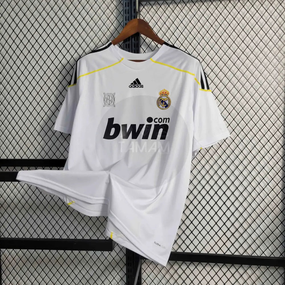 Real Madrid Home Kit Retro 09/10 Football Jersey